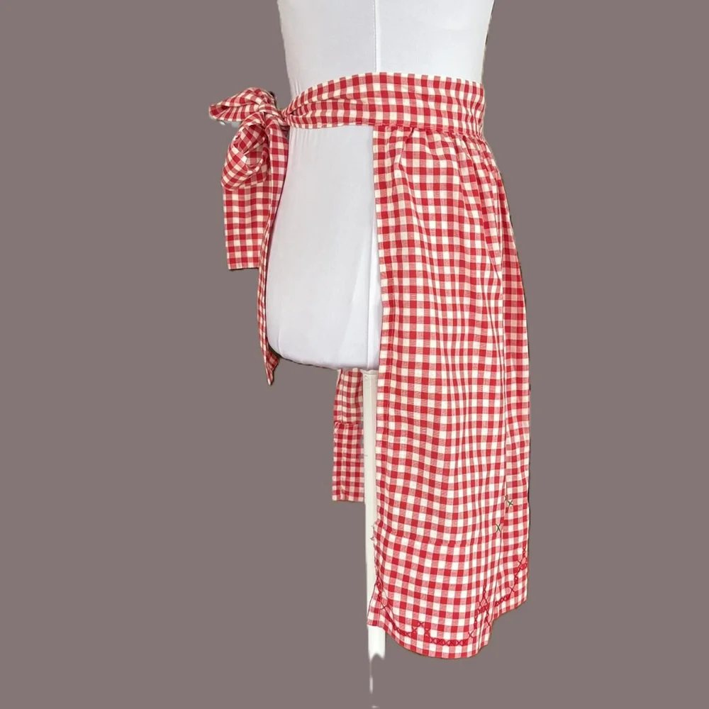 Vintage Red White Gingham Apron Christmas
